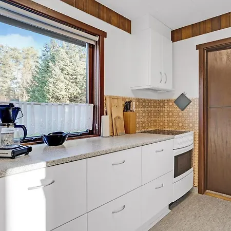 Σπίτι διακοπών Amazing In With 2 Bedrooms And Wifi 2